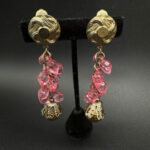 1980s pink resin dangle earrings.