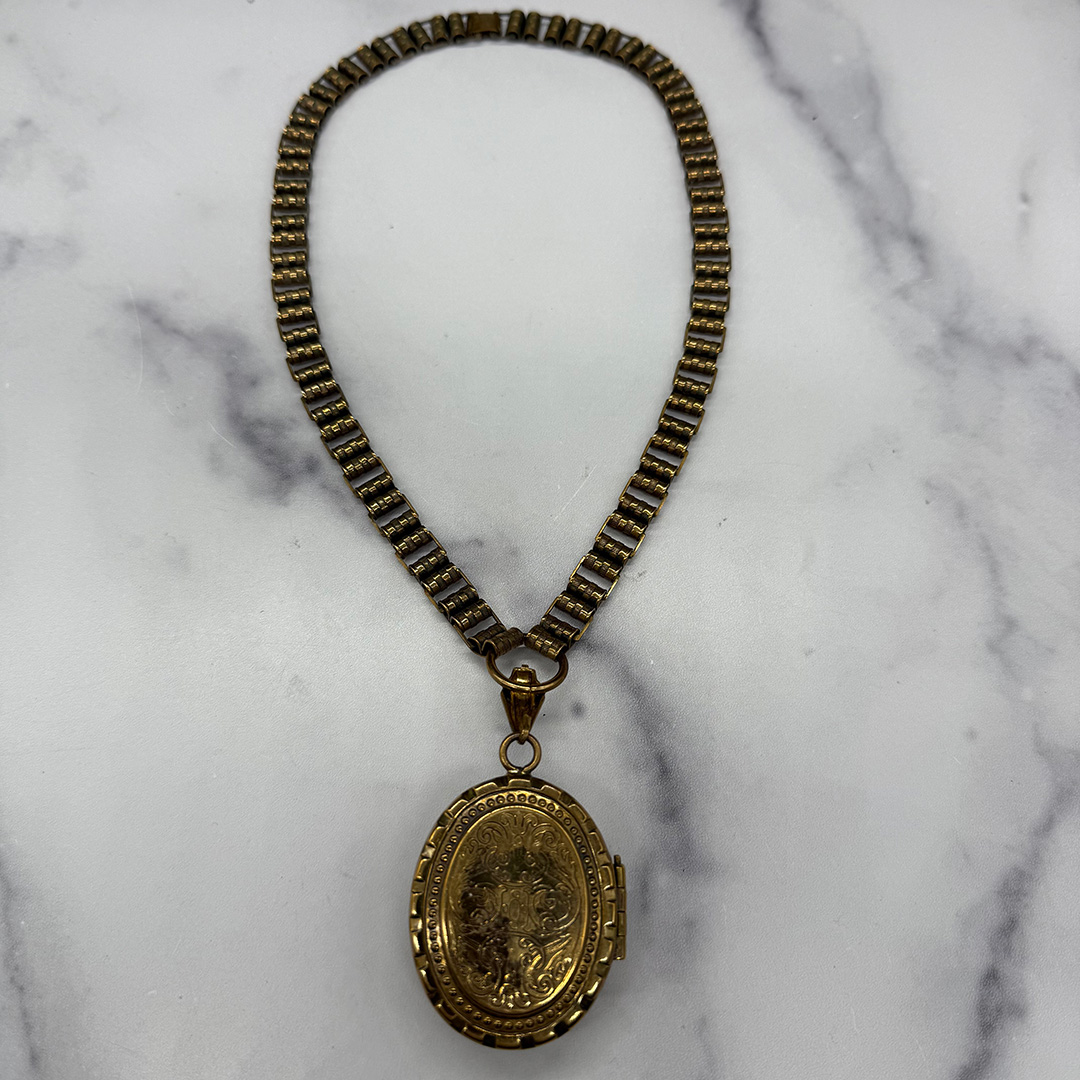 Victorian book chain locket back.