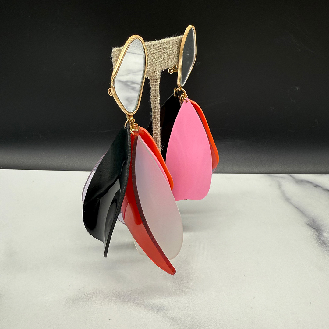 Vintage Biomorphic-shaped Resin Drop Earrings