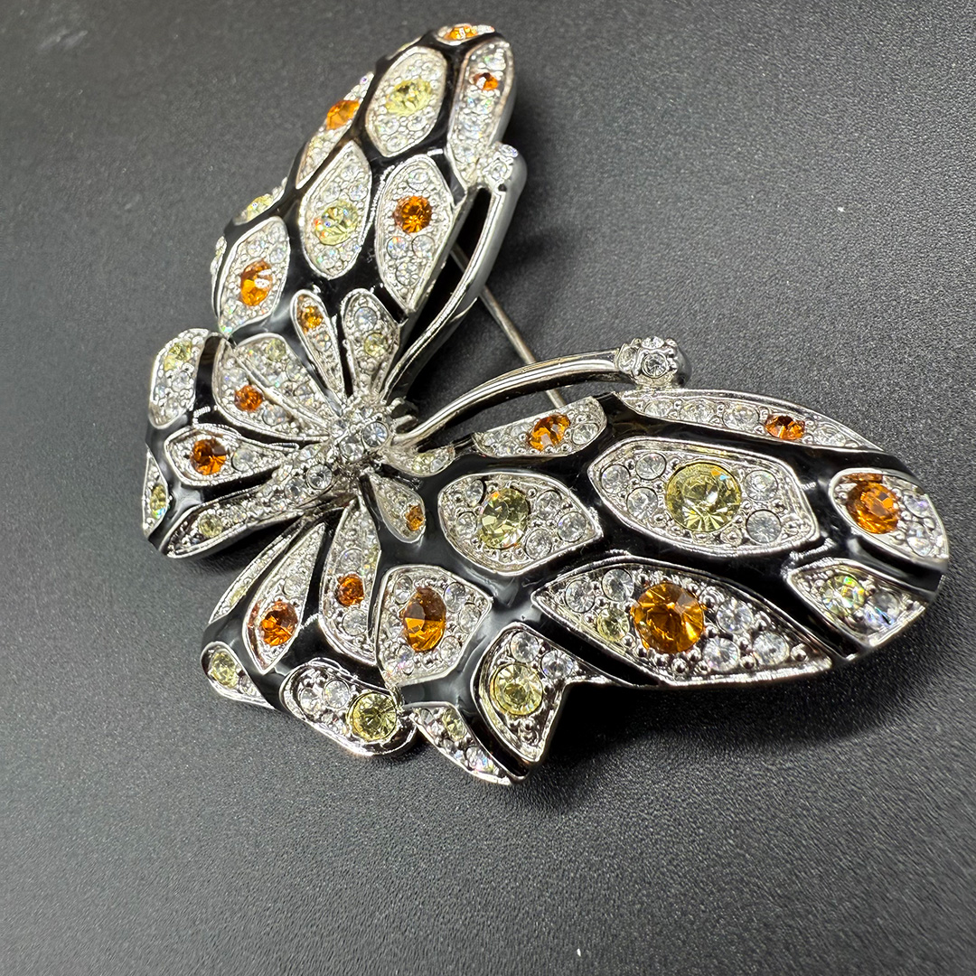 Nolan Miller butterfly brooch side view.